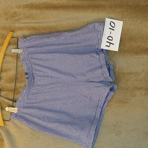Women's shorts, size Large